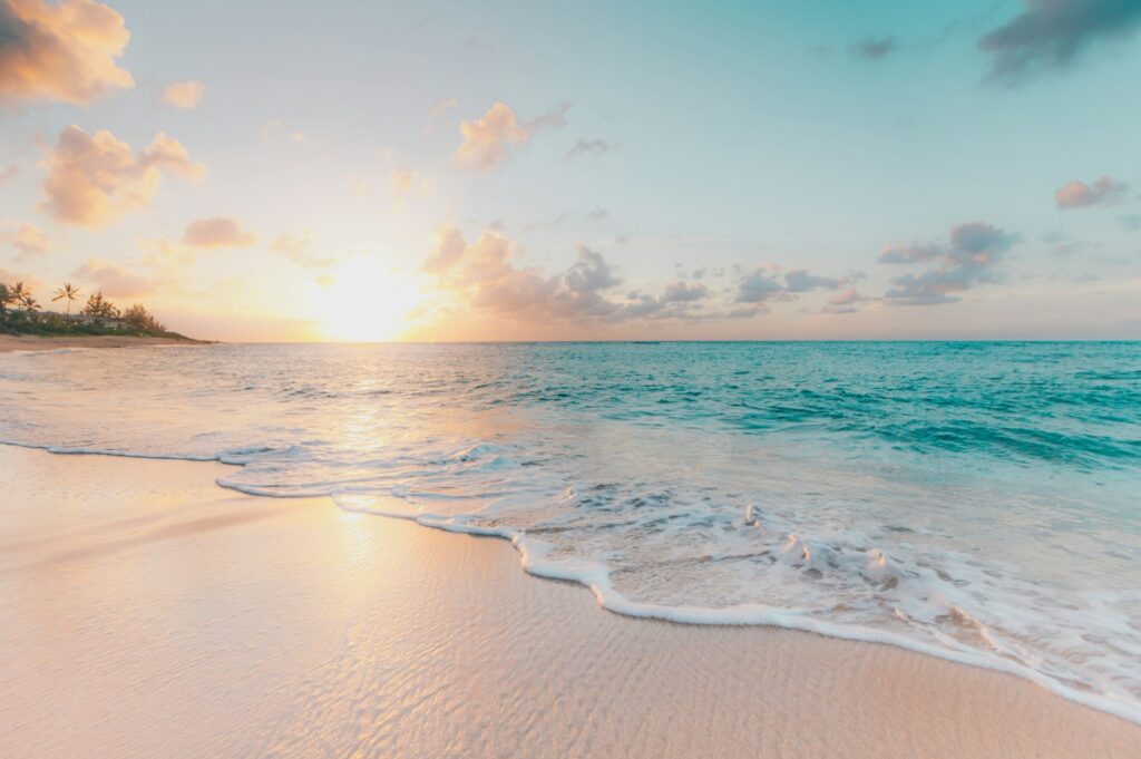 Clear turquoise ocean water